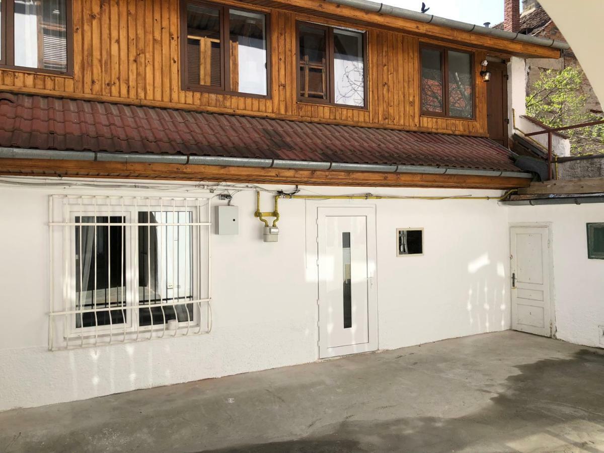 Bb'S Cosy Apartments Braşov Extérieur photo
